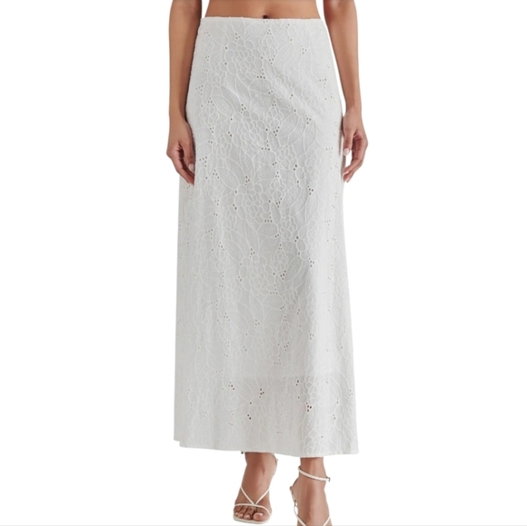 Steve Madden Dresses & Skirts - Steve Madden Amalia Eyelet Embroidered Cotton Maxi Skirt, Small